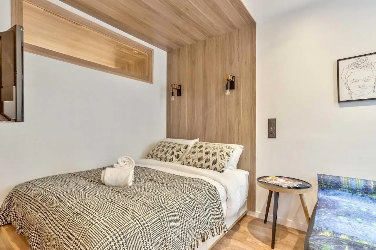 Apartment 103 - Urban Grands Boulevards Paris France